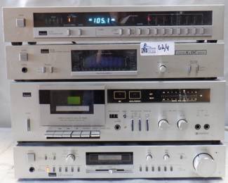 LOT OF 4 SANSUI INCLUSDING D-95M CASSETTE, C-55 PRE AMP, T-77 TUNER, B-55 AMP