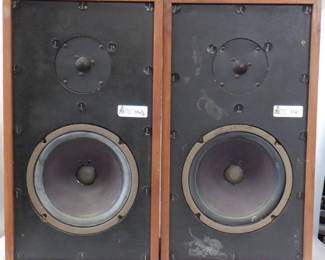 LOT OF 2 CERWIN VEGA V-10 SPEAKERS 