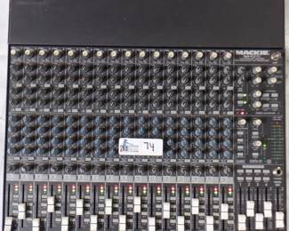 MACKIE 1604-VLZPRO MIXER