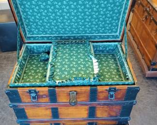 Large steamer trunk reconditioned and upholstered 