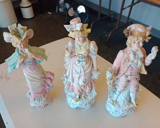 porcelain figurines 