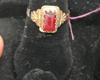 vintage 10k gold ring with a split needs repair 