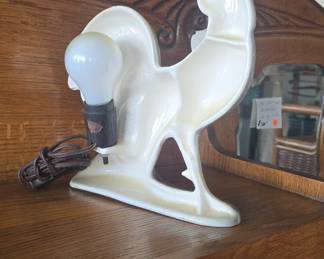 awesome rooster TV lamp 