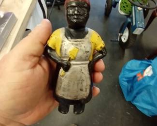 Bla-- American- cast iron bank 