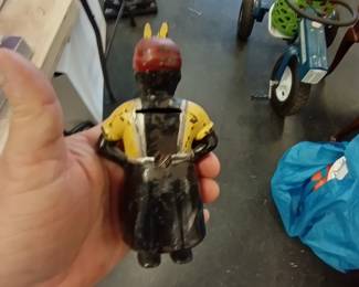 Bla-- American- cast iron bank 