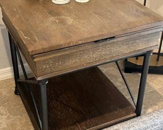 Derrington End Table w/ Drawer