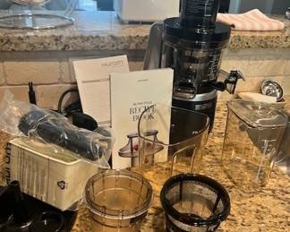 Hurom Juicer