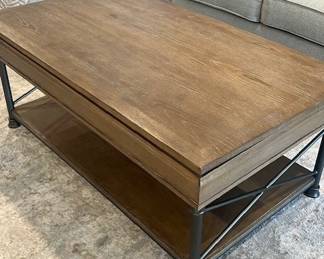 Darrington Lift-Top Cocktail Table