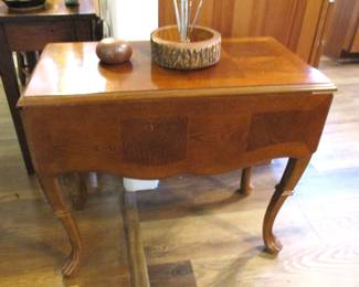 Small Dropleaf Side Table