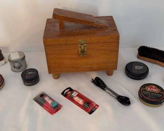 Shoe Shining Kit