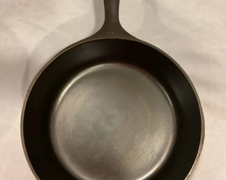 Wagner Ware Cast Iron Skillet