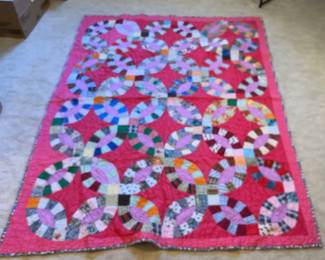 Double Wedding Ring Quilt