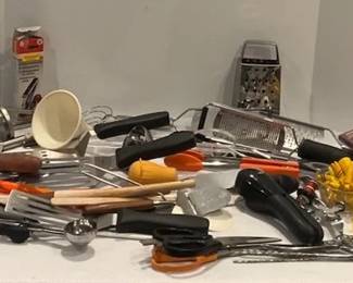 Mystery Kitchen Utensils Lot