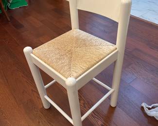 Counter right barstool