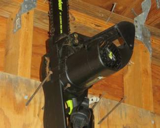 Poulan Electric Chainsaw