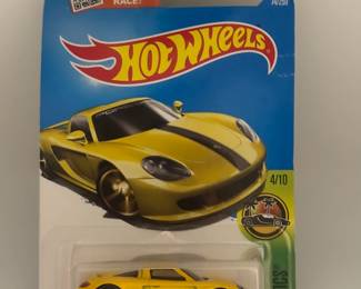 Hot Wheels Porsche Carreta GR - HW Exotics 4/10 New In Sealed Package By Mattel 
