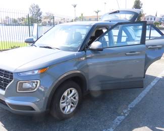 2021 Hyundai Venue. 1.6L, 4 cylinder. Still under manufactures warranty !!! 5 years or 60,000 miles plus 10 year or 100,000 miles power train warranty. Collision avoidance assist, electronic stability control, rear view camera, alloy wheels. No pets, no smoking and no children. 44,500 miles. Great car.  Galactic gray color, excellent condition.
