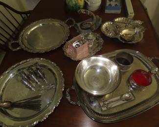 Silverplate, Oneida, Reed and Barton, Wallace.