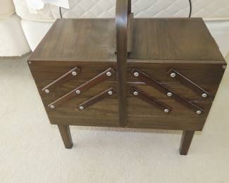 Vintage sewing basket.