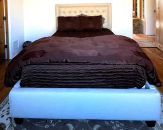 Full Size Bed With Padded Bed Frame