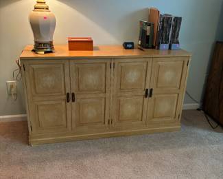 Tv stand