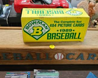 BASEBALL CARD LOT