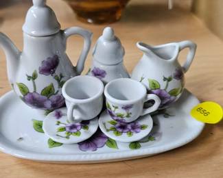 MINIATURE TEA SET