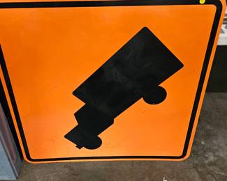 METAL ROAD SIGN