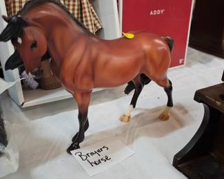 BREYER HORSE