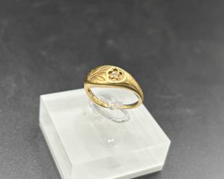 14K Gold and Small Diamond Ring, 3 Gram Weight