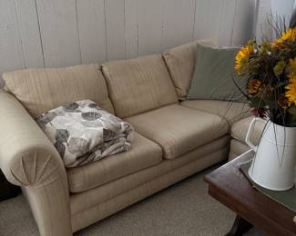 Sectional Sofa 