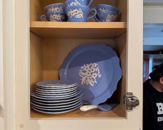 Blue and White Cake Set 