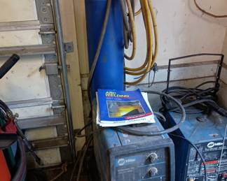 Miller electric AC/DC arc welder