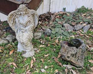yard decor