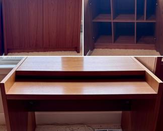 Danish office furniture "Hundevad"