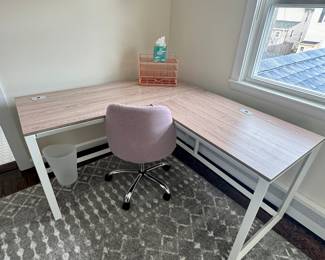 Corner Desk with Chair