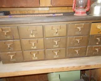 Wooden vintage library card chest 2 drawers do not correctly match