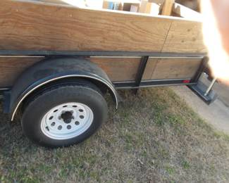 Magnum Trailers 5x810 EXCELLENT CONDITION