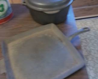 Cast iron cookware