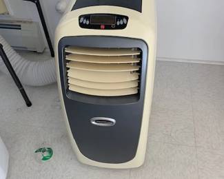 Portable air conditioner