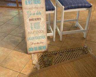 Sweet decor And Bar Stools