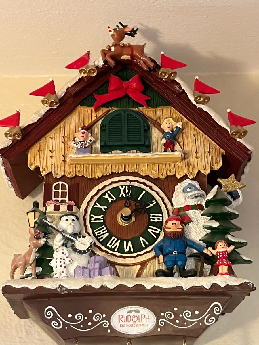 The Bradford Exchange Rudolph the Red Nosed Reindeer Cuckoo Clock w/COA #3767! 
