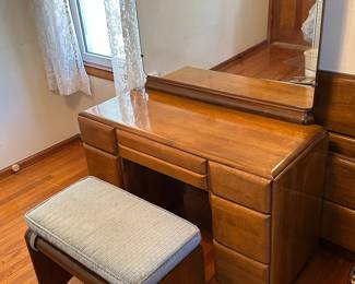 Mid Century Modern Refinished Bedroom Set!