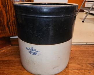 Antique Crock Blue Crown 6 Gal!
