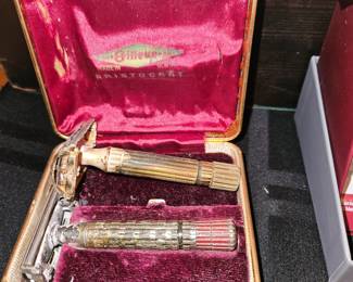 Vtg Gillette Aristocrat De Safety Razor W/Box,Vtg Gillette Aristocrat  Safety Razor!
