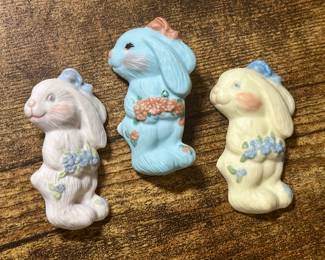 Vtg. Porcelain Bunny Rabbits Holding Flowers 2 Brooch Pins, 1 Magnet - Lot of 3