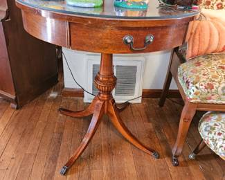 Mersman #7316 Federal Style Drum Table!
