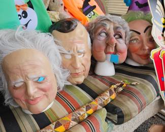 Vtg 1989 Cesar Masquerade Barbara Bush Mask,
Vtg 1988 Cesar Masquerade George Bush Mask,
Vtg 1980 Cesar Masquerade Lady Mask,
Vtg Old Lady Granny Mask Made In Germany!
