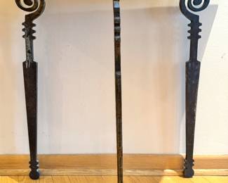 Metal Half Moon Console Table by Texas Sculptor  Stuart Kraft (26.5”h 28”w x 12”d) $1000 (50 lb)