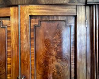 Antique Comode Wardrobe George III 1800’
Molding cornice, 4 paneled side doors, 2 paneled central doors, 4 drawers.
89”h x 84”h x 22”d
Large Georgian English Mahogany Linen Cupboard
$10000